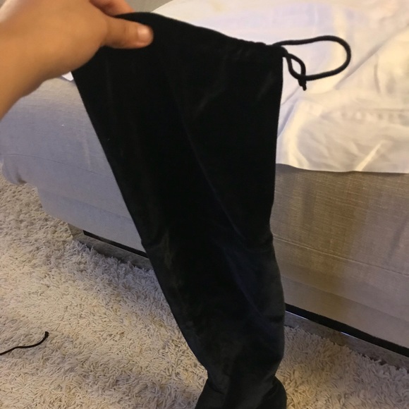 Over the knees suede boots - Picture 5 of 6